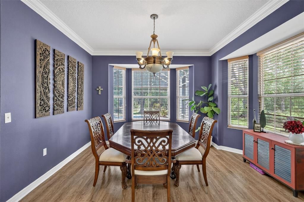 For Sale: $575,000 (3 beds, 2 baths, 2086 Square Feet)