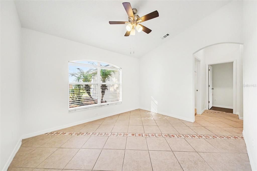 En Venta: $359,900 (3 camas, 2 baños, 1646 Pies cuadrados)