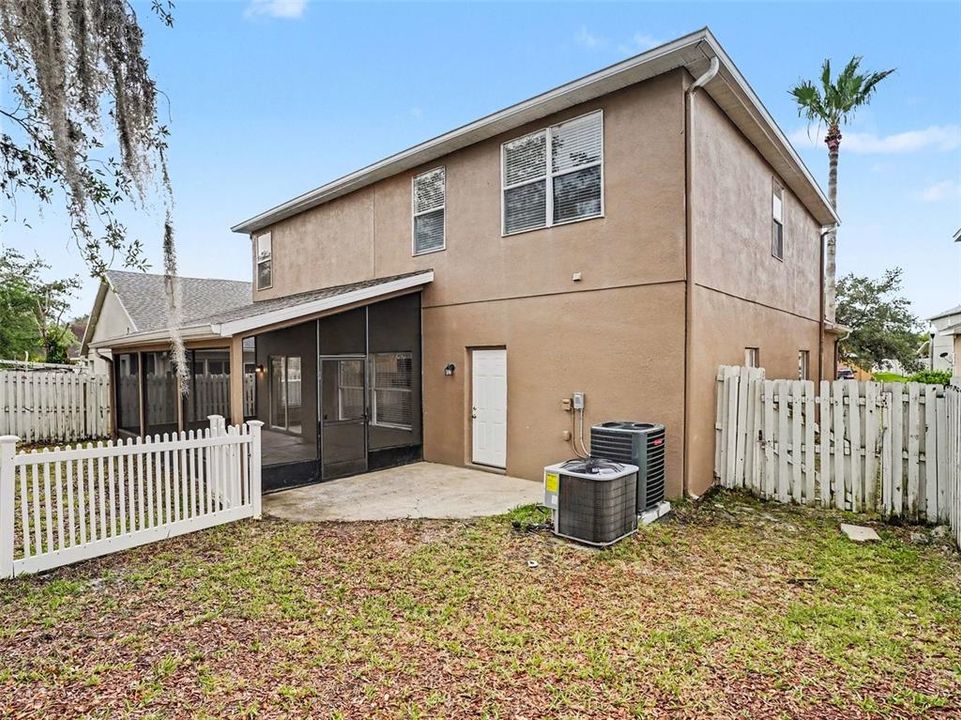 For Sale: $509,900 (5 beds, 3 baths, 2698 Square Feet)