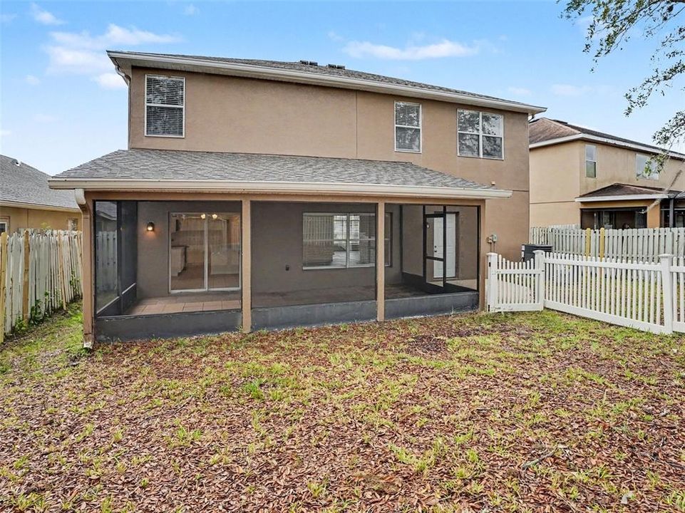 For Sale: $509,900 (5 beds, 3 baths, 2698 Square Feet)