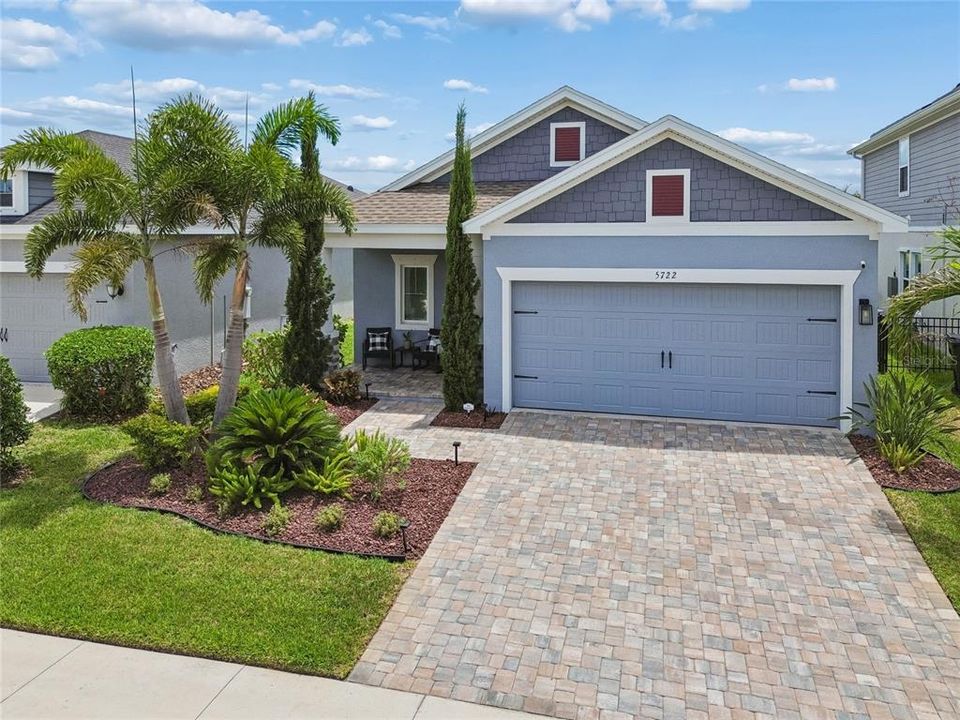 Activo con contrato: $349,000 (3 camas, 2 baños, 1544 Pies cuadrados)