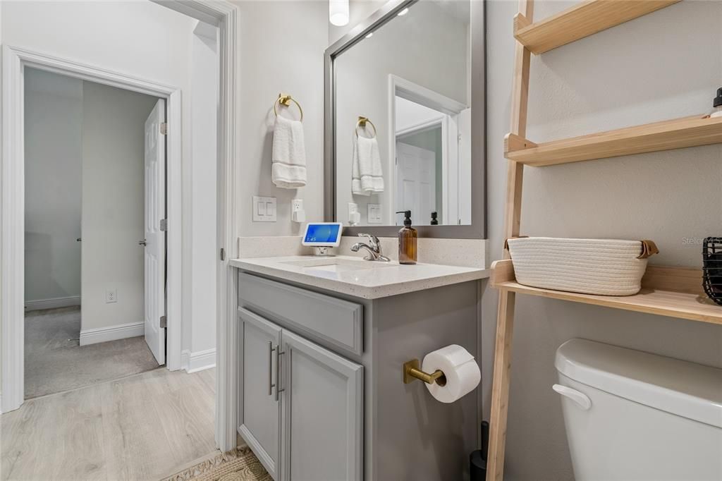 Activo con contrato: $349,000 (3 camas, 2 baños, 1544 Pies cuadrados)