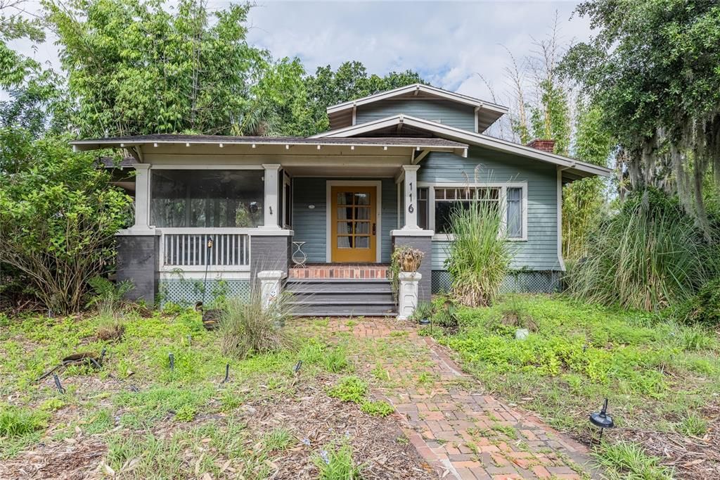 For Sale: $389,000 (3 beds, 1 baths, 1924 Square Feet)