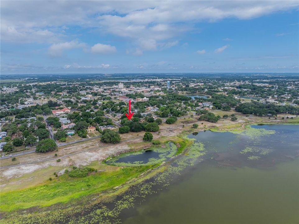 For Sale: $389,000 (3 beds, 1 baths, 1924 Square Feet)