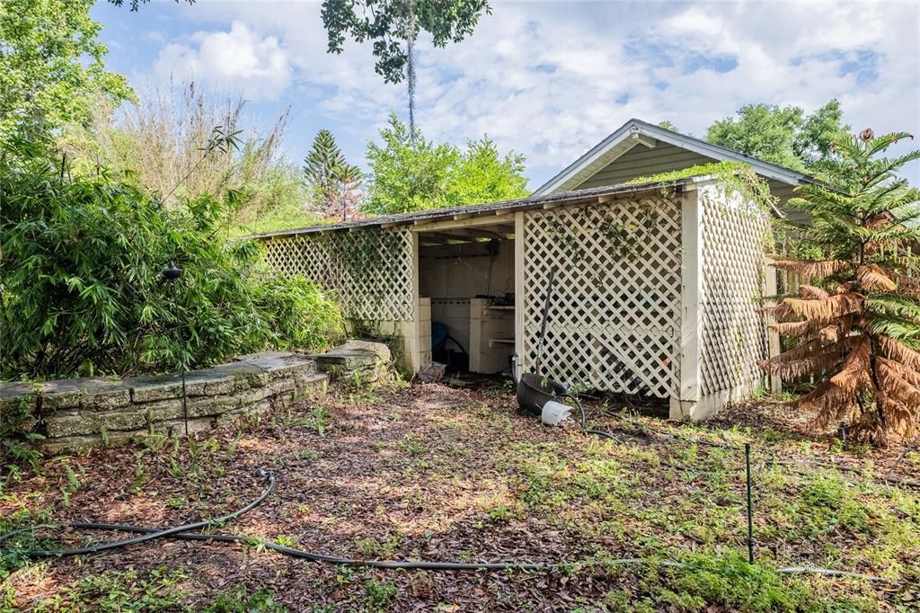 For Sale: $389,000 (3 beds, 1 baths, 1924 Square Feet)