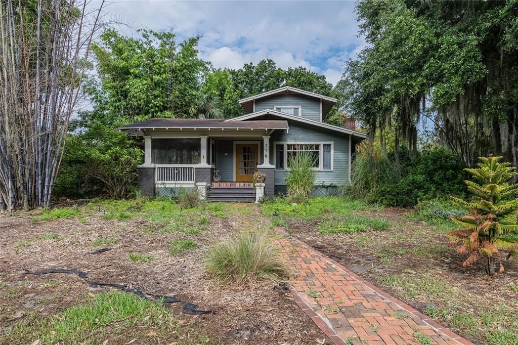 For Sale: $389,000 (3 beds, 1 baths, 1924 Square Feet)