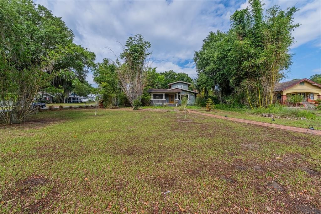 For Sale: $389,000 (3 beds, 1 baths, 1924 Square Feet)