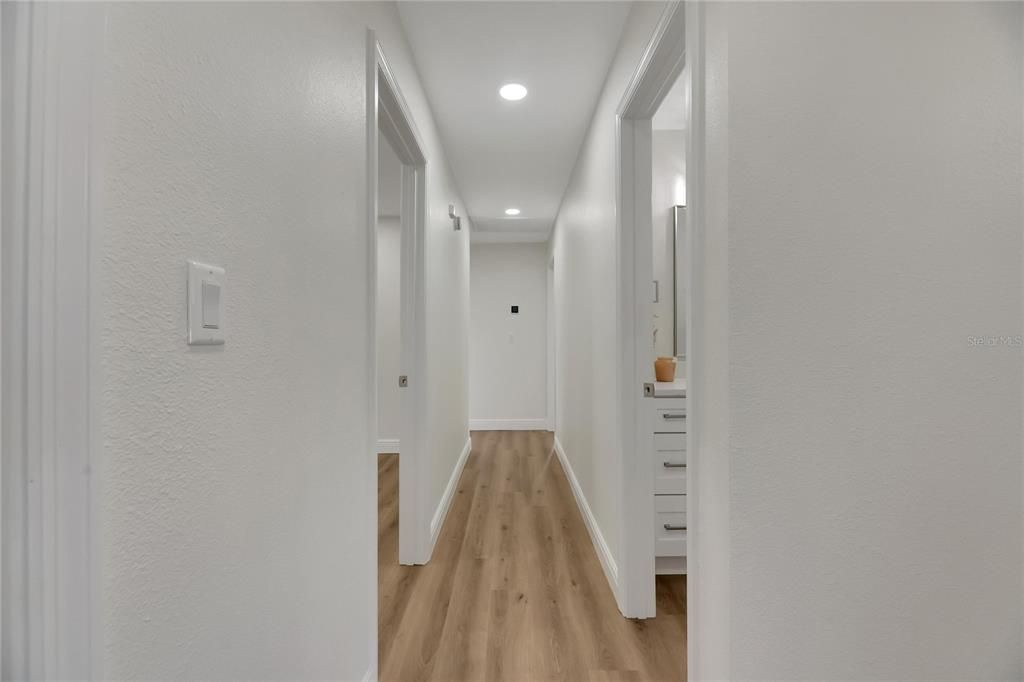 На продажу: $459,990 (3 спален, 2 ванн, 1831 Квадратных фут)