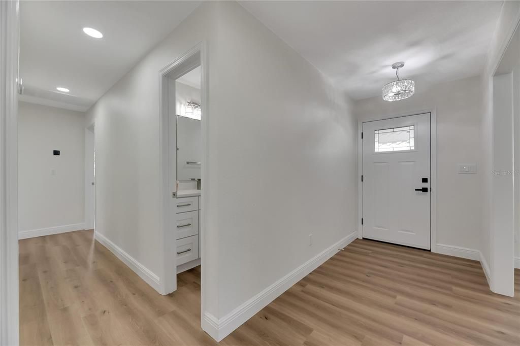 На продажу: $459,990 (3 спален, 2 ванн, 1831 Квадратных фут)