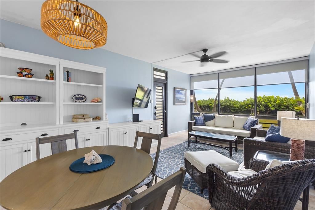 For Sale: $539,000 (2 beds, 2 baths, 1391 Square Feet)
