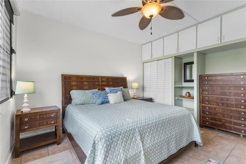 For Sale: $539,000 (2 beds, 2 baths, 1391 Square Feet)