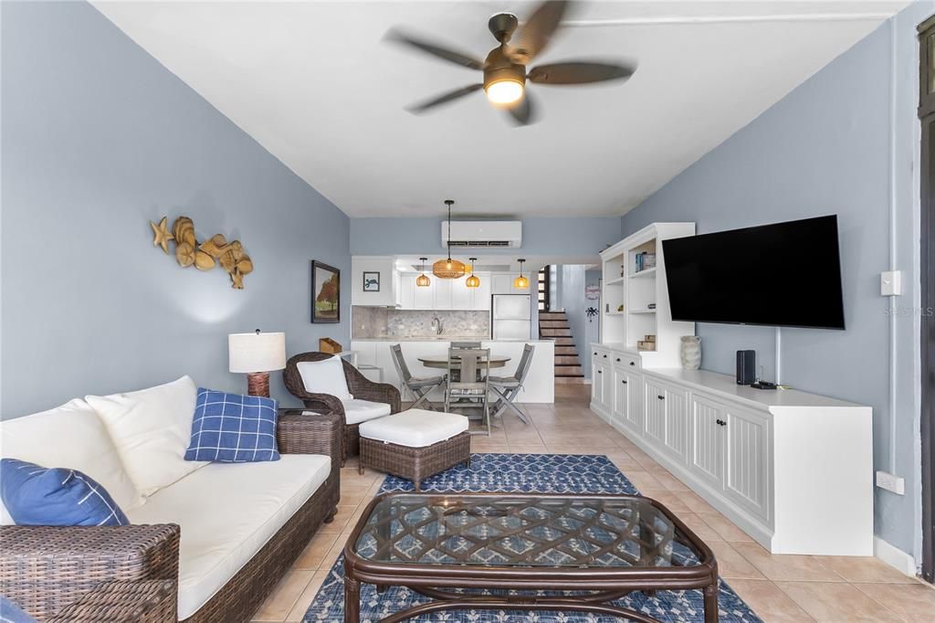 For Sale: $539,000 (2 beds, 2 baths, 1391 Square Feet)