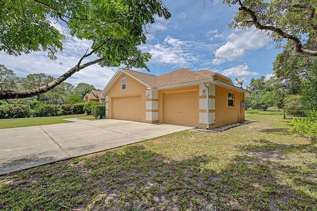 For Sale: $565,000 (4 beds, 2 baths, 2443 Square Feet)