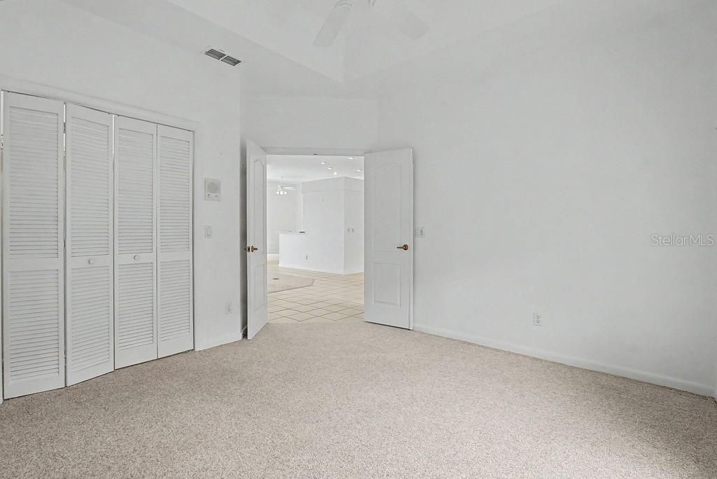 For Sale: $565,000 (4 beds, 2 baths, 2443 Square Feet)