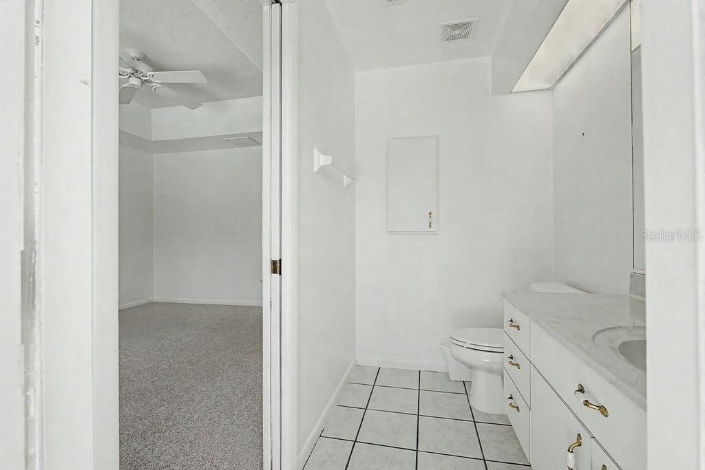 For Sale: $565,000 (4 beds, 2 baths, 2443 Square Feet)