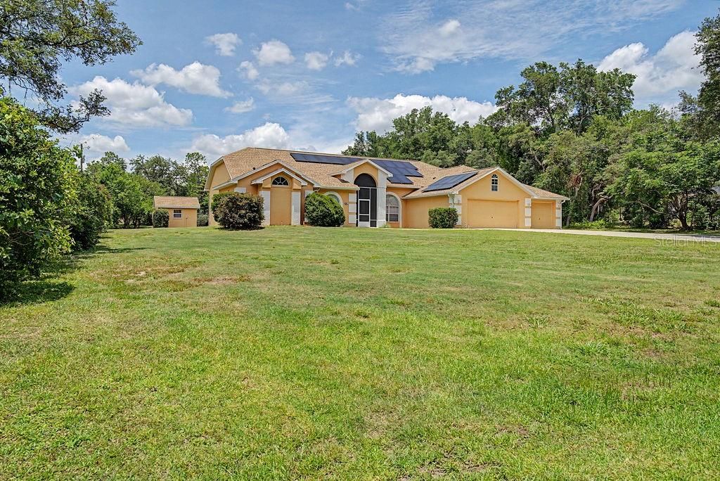 For Sale: $565,000 (4 beds, 2 baths, 2443 Square Feet)
