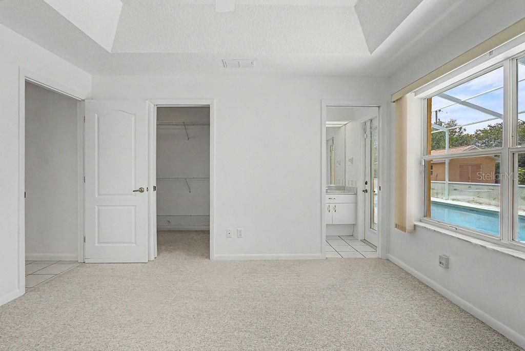 For Sale: $565,000 (4 beds, 2 baths, 2443 Square Feet)