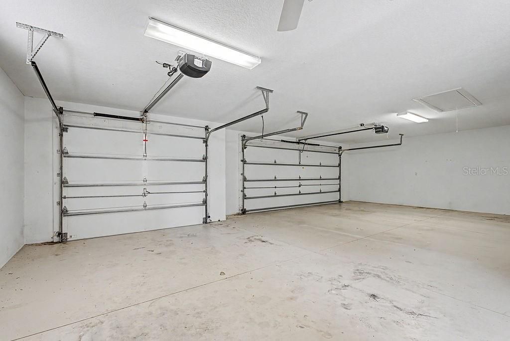 For Sale: $565,000 (4 beds, 2 baths, 2443 Square Feet)