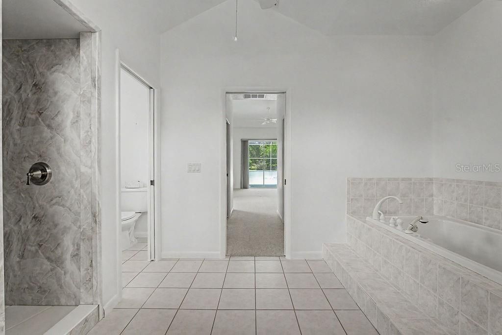 For Sale: $565,000 (4 beds, 2 baths, 2443 Square Feet)