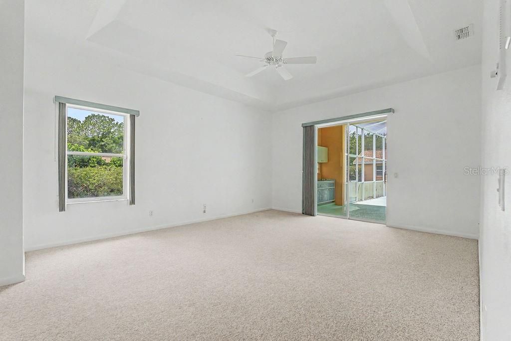 For Sale: $565,000 (4 beds, 2 baths, 2443 Square Feet)