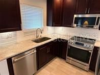 В аренду: $2,495 (2 спален, 1 ванн, 700 Квадратных фут)