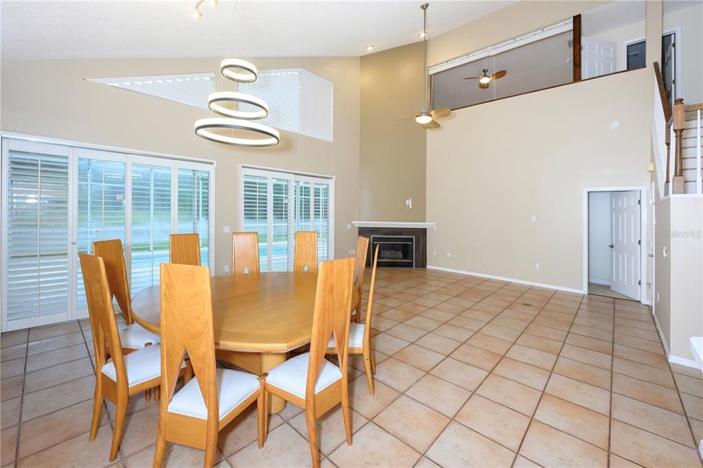 For Rent: $3,395 (3 beds, 2 baths, 2099 Square Feet)