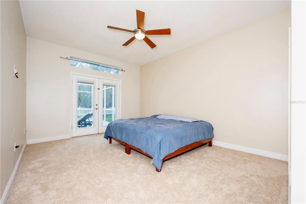 For Rent: $3,395 (3 beds, 2 baths, 2099 Square Feet)