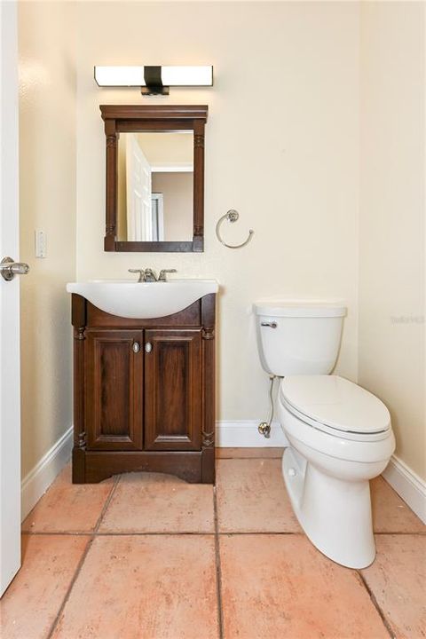 For Rent: $3,395 (3 beds, 2 baths, 2099 Square Feet)