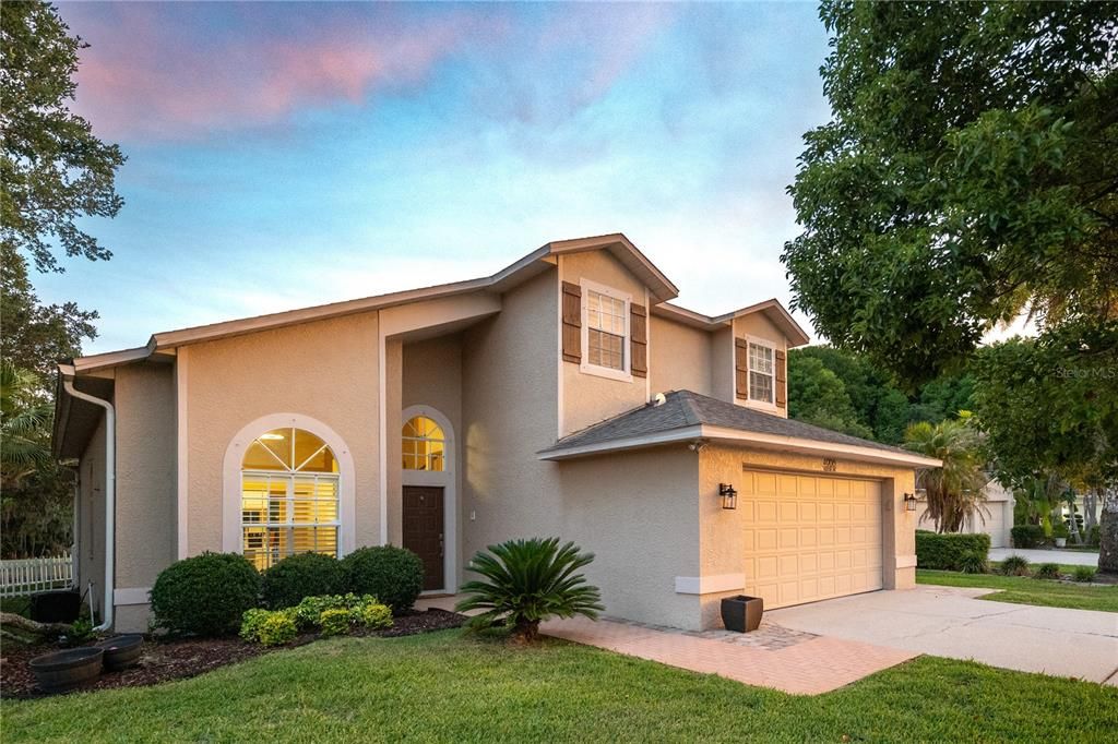 For Rent: $3,395 (3 beds, 2 baths, 2099 Square Feet)