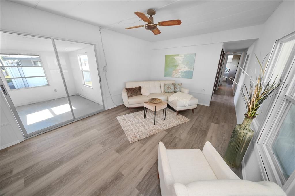 For Sale: $57,500 (2 beds, 1 baths, 768 Square Feet)