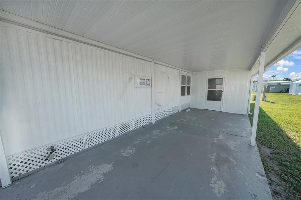 For Sale: $57,500 (2 beds, 1 baths, 768 Square Feet)
