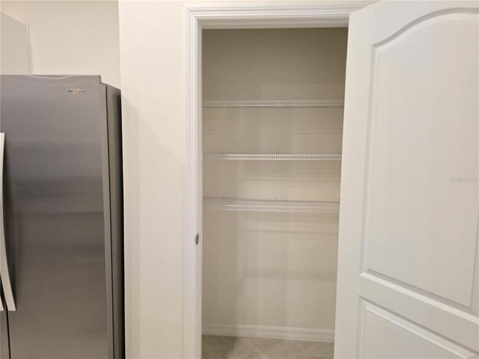 В аренду: $2,200 (3 спален, 2 ванн, 1673 Квадратных фут)