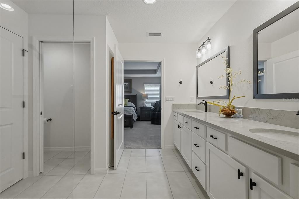 For Sale: $725,000 (3 beds, 2 baths, 1931 Square Feet)