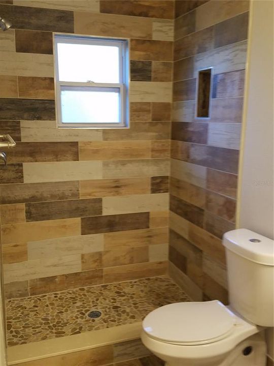 В аренду: $1,850 (3 спален, 2 ванн, 1159 Квадратных фут)