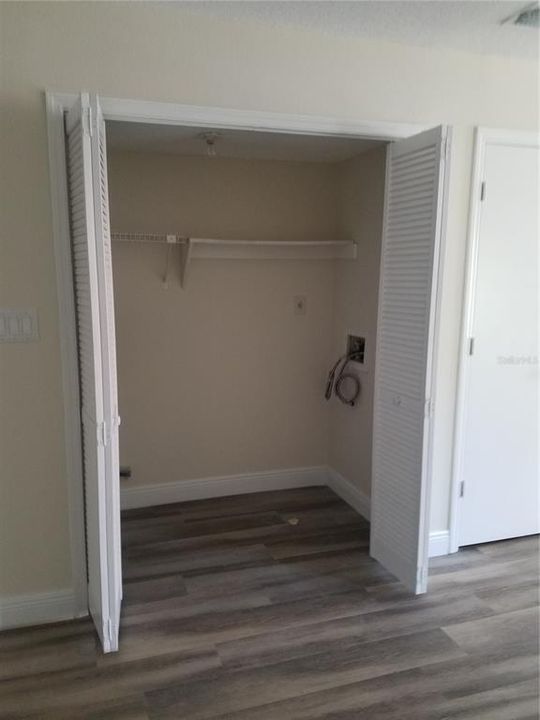 В аренду: $1,850 (3 спален, 2 ванн, 1159 Квадратных фут)