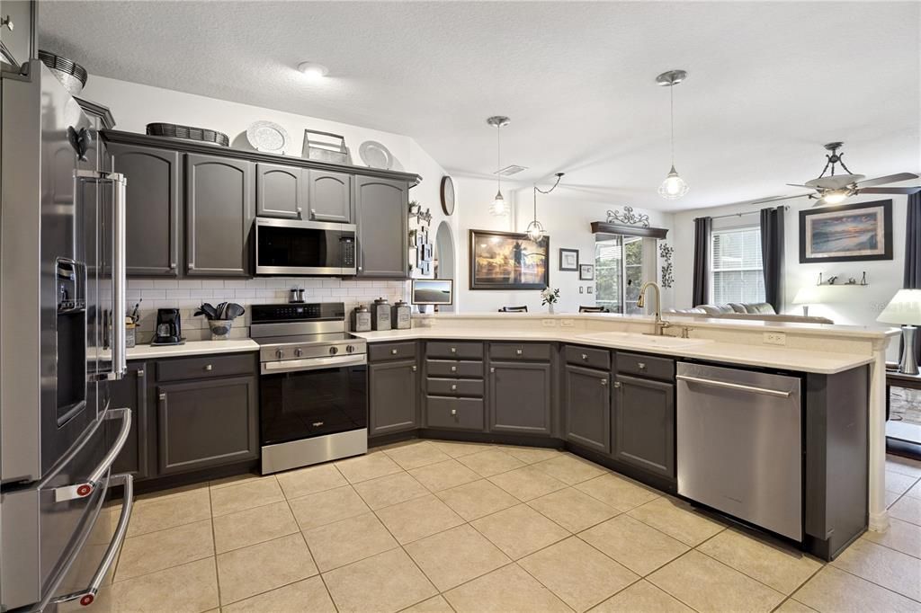 For Sale: $455,000 (4 beds, 2 baths, 2312 Square Feet)