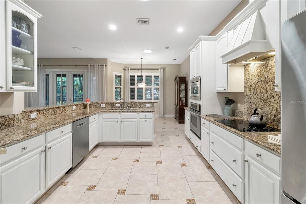 En Venta: $599,999 (4 camas, 3 baños, 3288 Pies cuadrados)