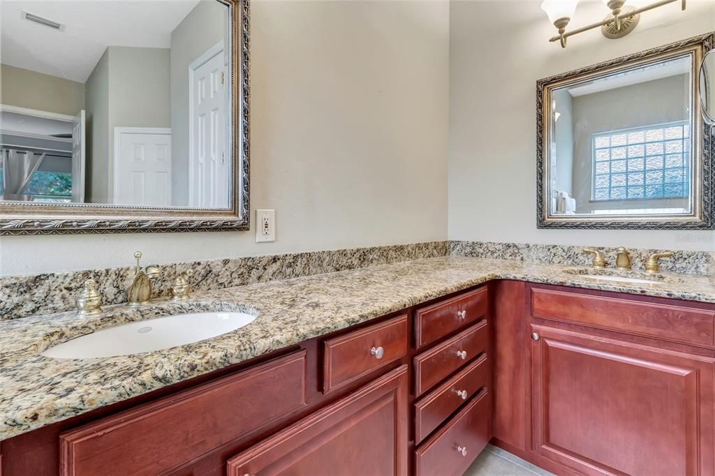En Venta: $599,999 (4 camas, 3 baños, 3288 Pies cuadrados)