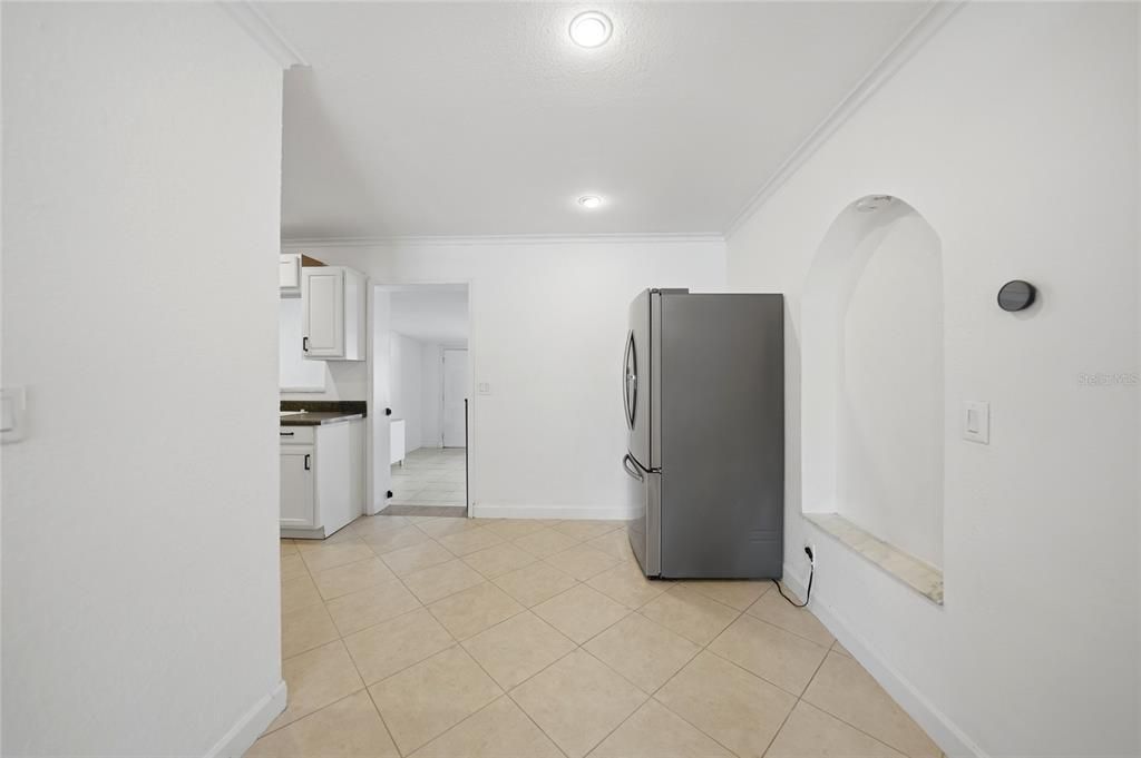 For Sale: $259,000 (4 beds, 2 baths, 1594 Square Feet)
