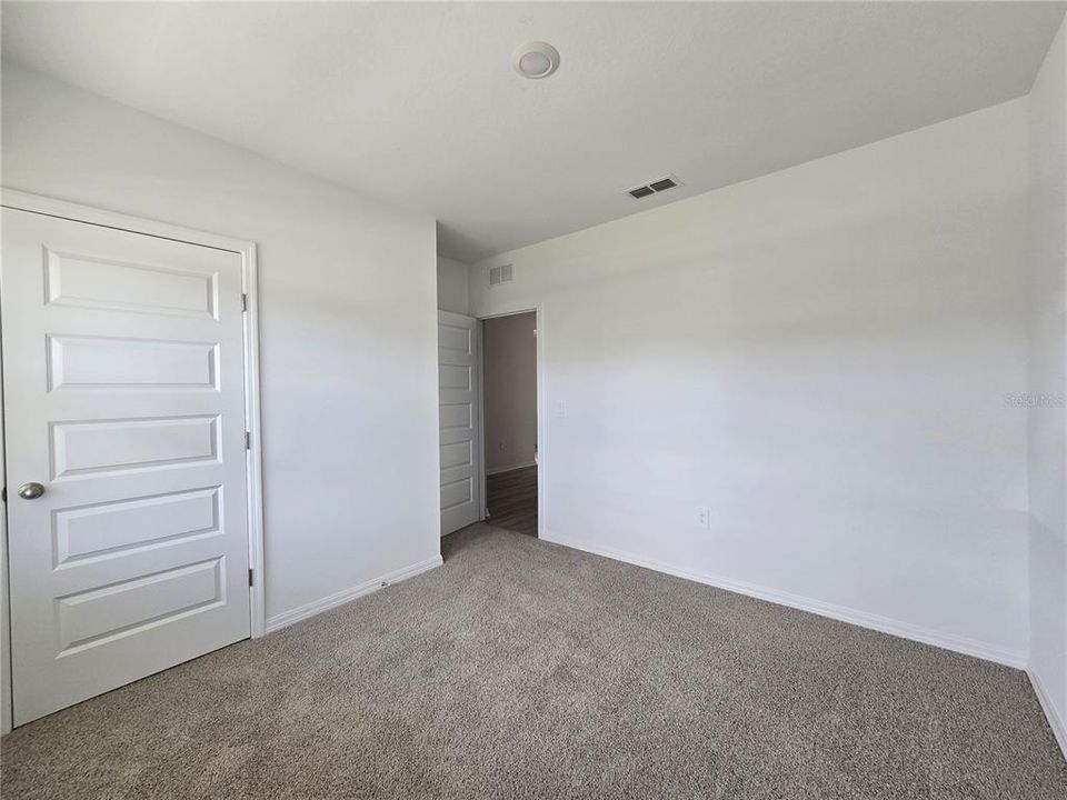For Rent: $2,200 (4 beds, 2 baths, 1828 Square Feet)