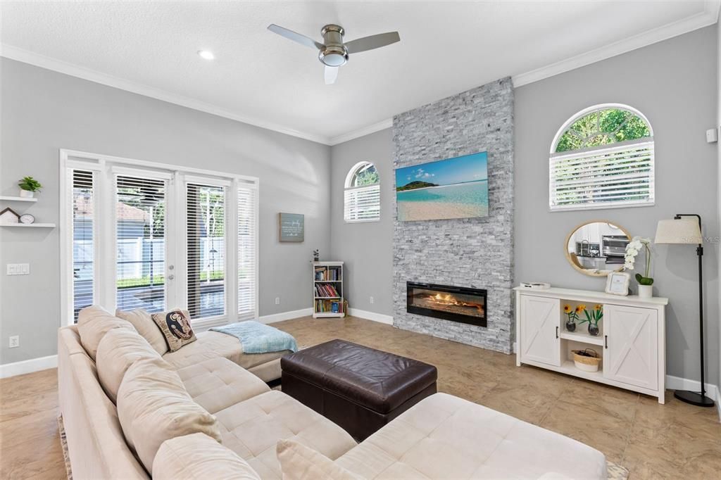 For Sale: $739,900 (4 beds, 3 baths, 2433 Square Feet)