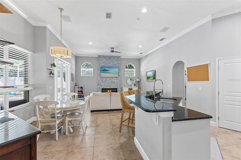For Sale: $739,900 (4 beds, 3 baths, 2433 Square Feet)
