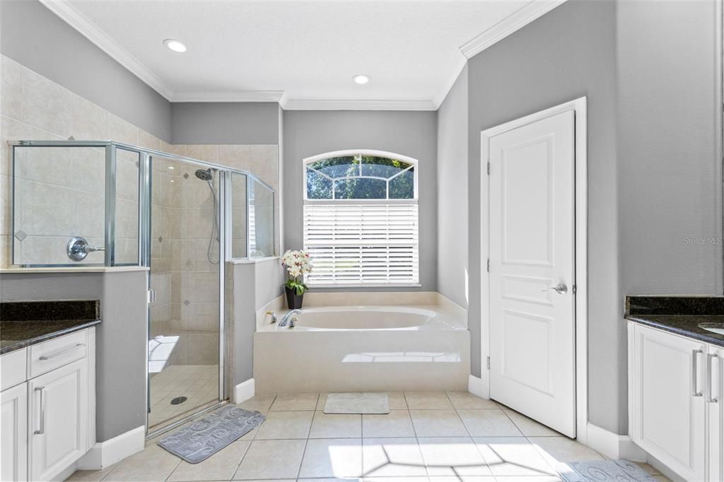 For Sale: $739,900 (4 beds, 3 baths, 2433 Square Feet)