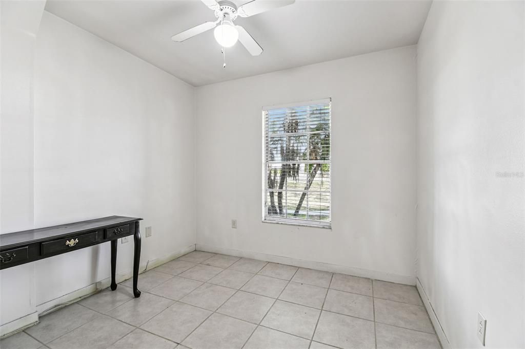 For Rent: $3,000 (5 beds, 3 baths, 2464 Square Feet)