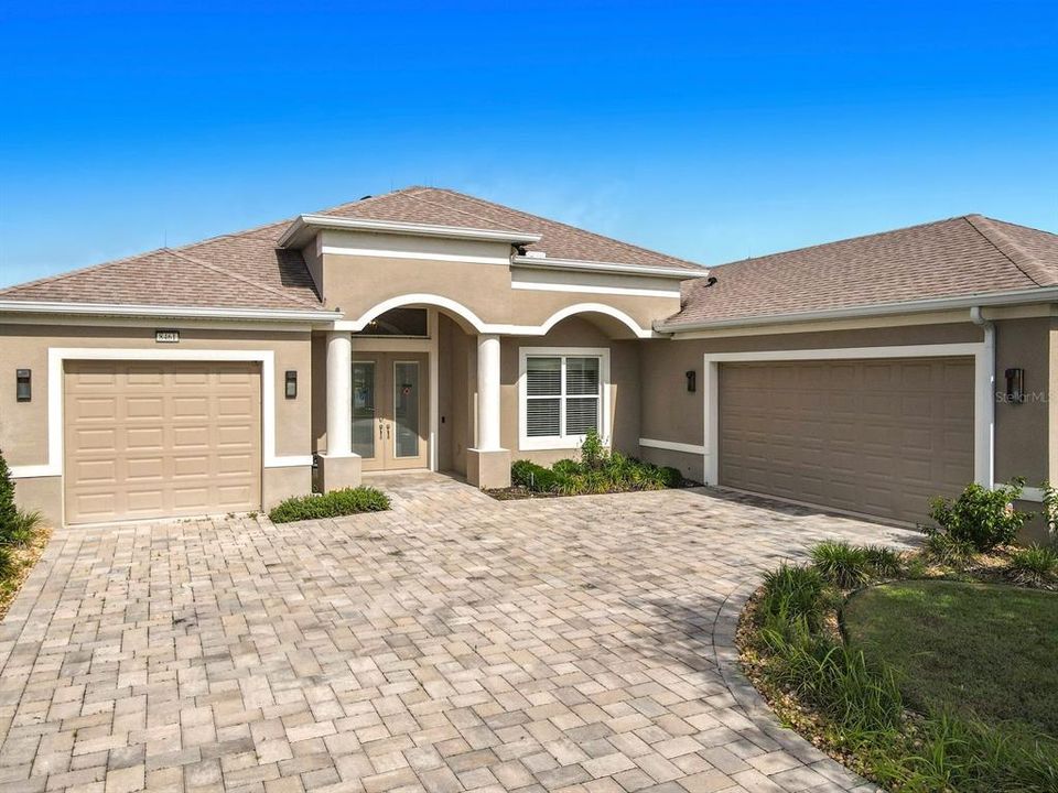 For Sale: $948,800 (3 beds, 3 baths, 3147 Square Feet)