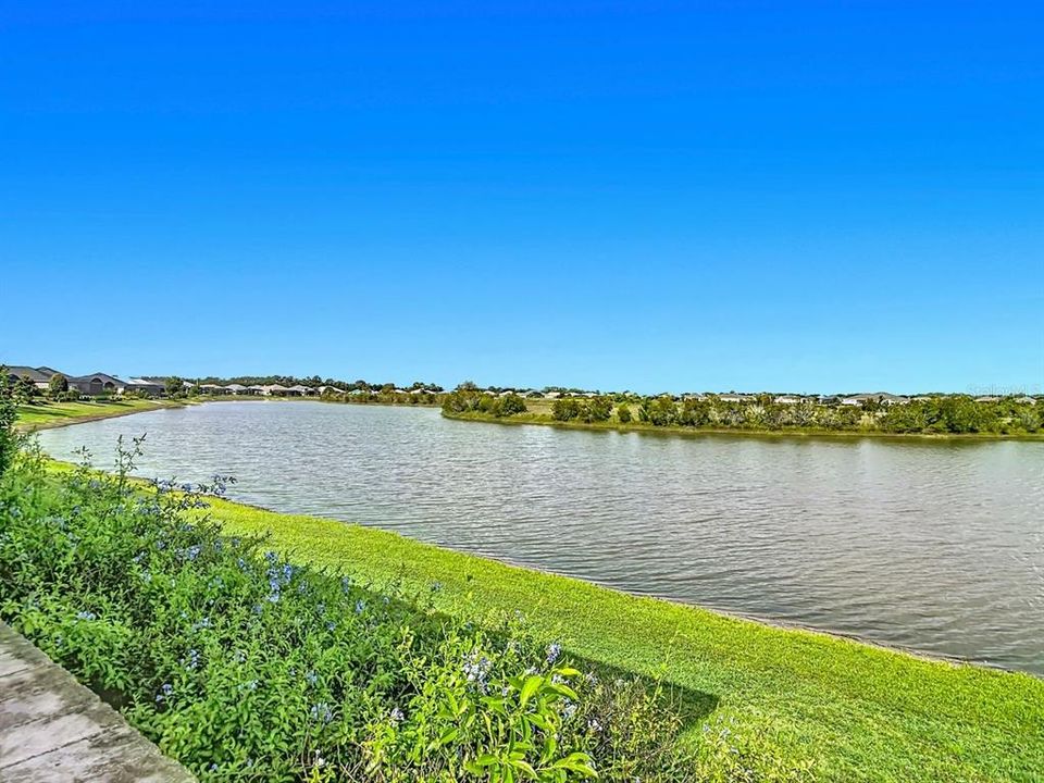 For Sale: $948,800 (3 beds, 3 baths, 3147 Square Feet)
