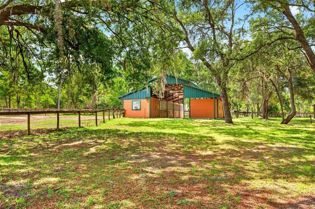 For Sale: $699,900 (3 beds, 2 baths, 2832 Square Feet)