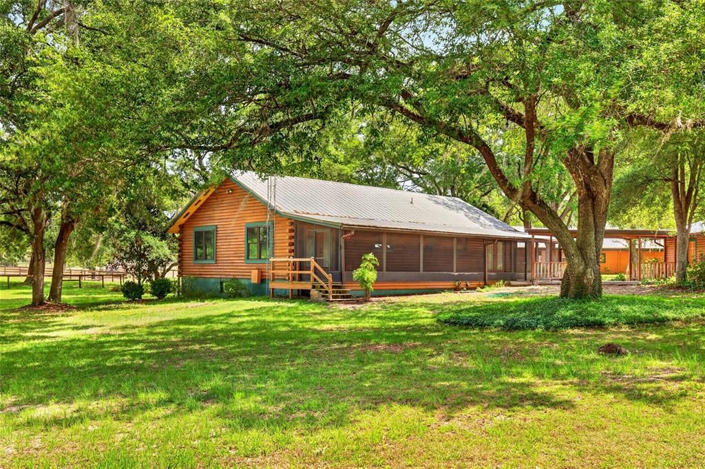 For Sale: $699,900 (3 beds, 2 baths, 2832 Square Feet)