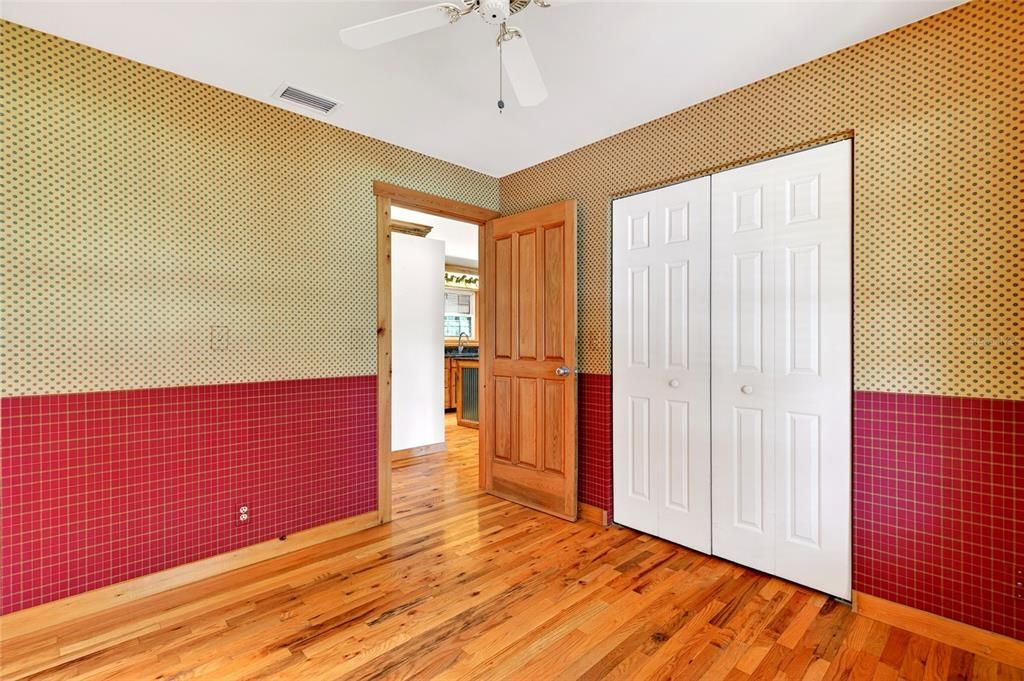 For Sale: $699,900 (3 beds, 2 baths, 2832 Square Feet)