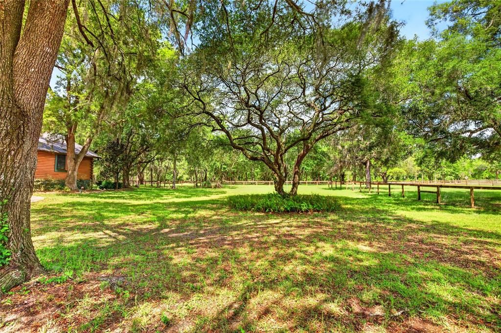 For Sale: $699,900 (3 beds, 2 baths, 2832 Square Feet)